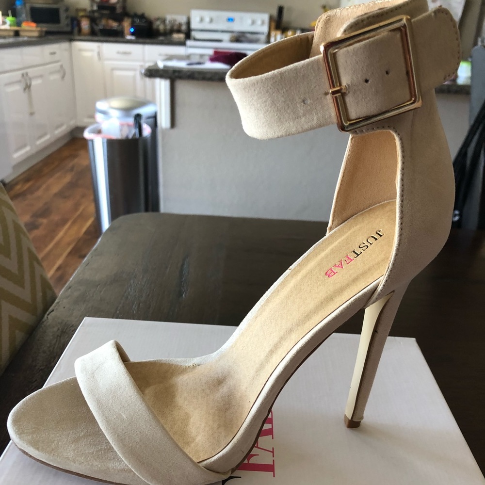 JustFab Woman’s Heels